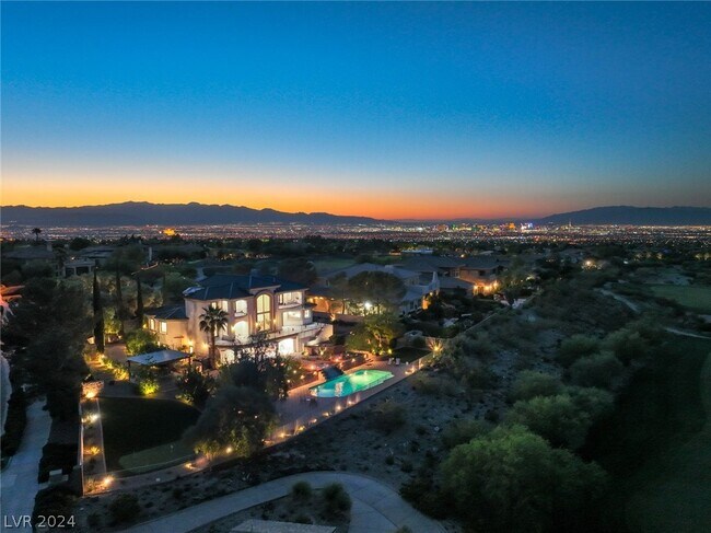 Foto del edificio - 22 Anthem Pointe Ct