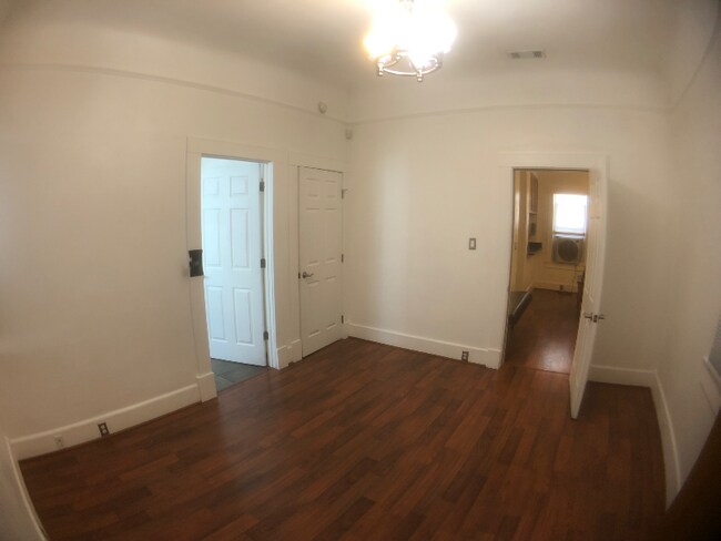 Foto del edificio - 1015 Beamer St