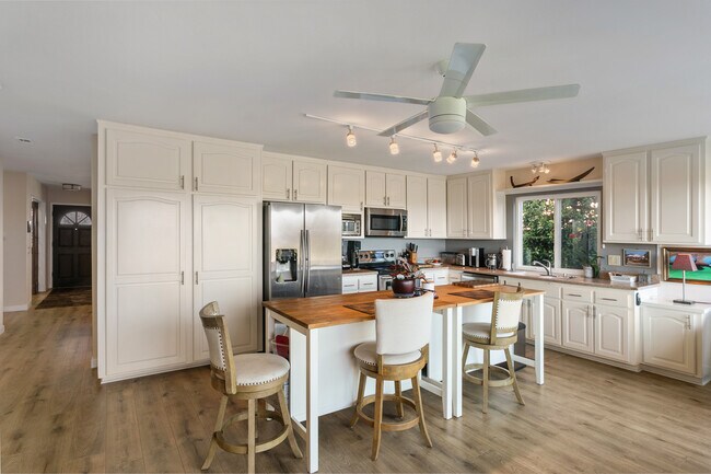 Foto del edificio - 371 Trailview Rd
