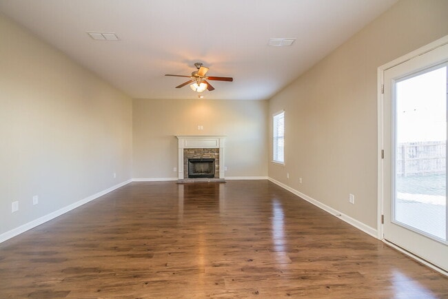Foto del edificio - 8005 Lakota Ct
