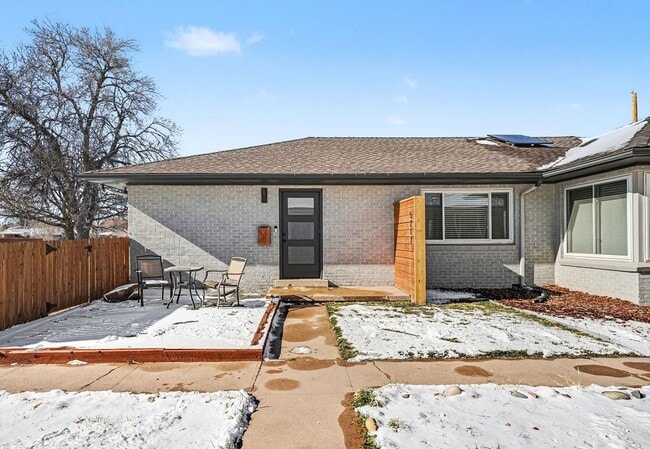 Spacious 3BD/2BA Home in Denver, CO- Available August 1st! - Spacious 3BD/2BA Home in Denver, CO- Available August 1st!