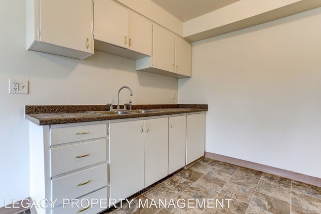 Foto del edificio - 15847 SE Stark St