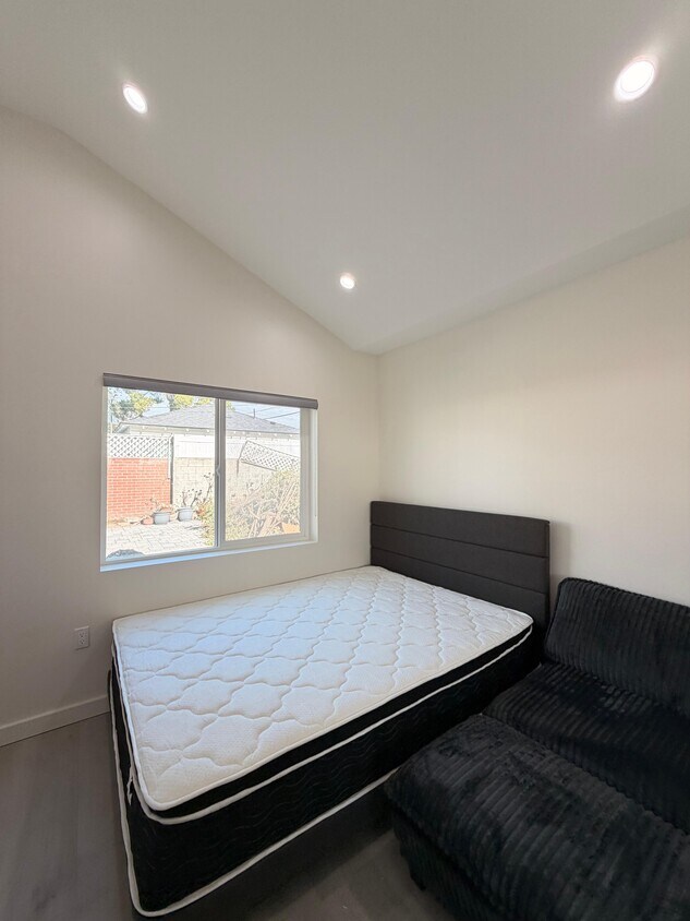 Foto del edificio - 720 Geneva St