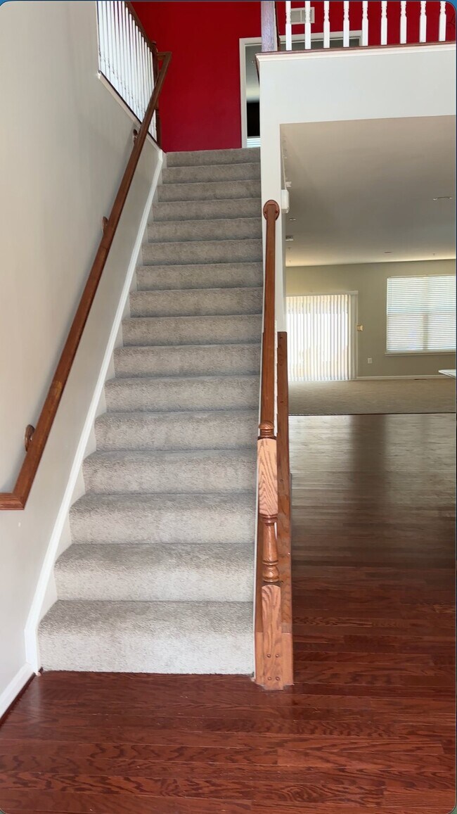Foto del edificio - 6525 Cluster Pine Ct