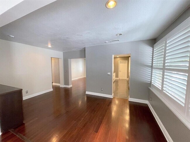Foto del edificio - 3903 W Corona St