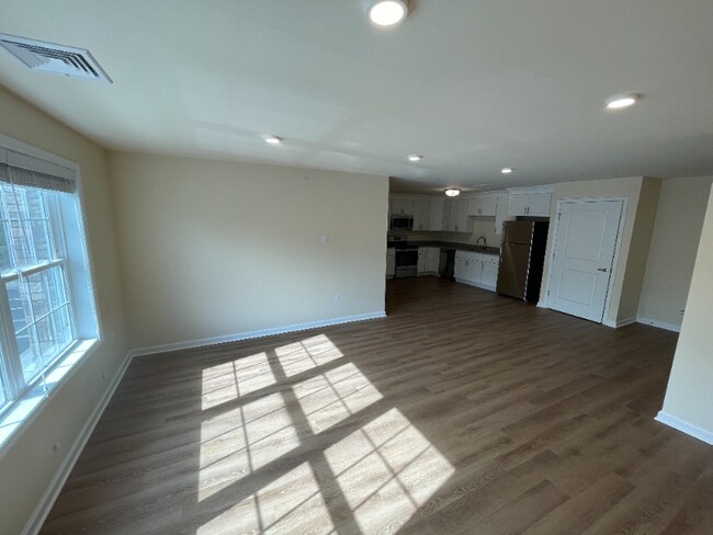 Foto del edificio - 540 Northend Dr