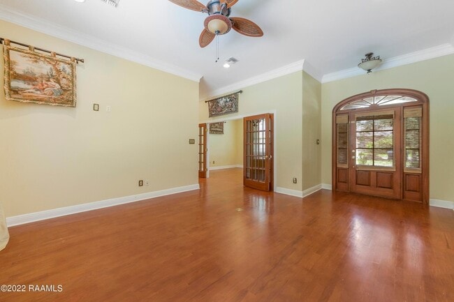 Foto del edificio - 403 Phoenix Dr