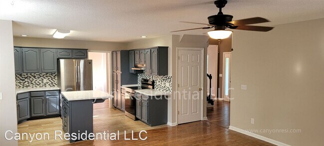 Building Photo - 4 br, 2.5 bath House - 2127 Morris Hill Rd