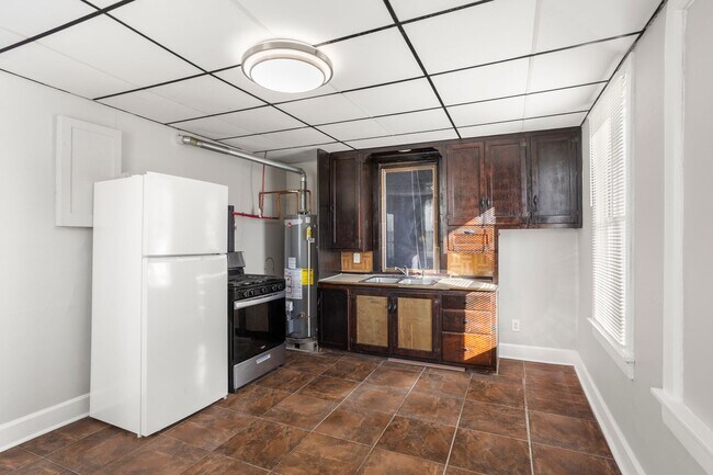 Foto del edificio - 1100 N Van Buren St