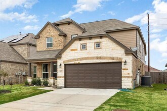 Building Photo - 4323 Wyanngate Dr