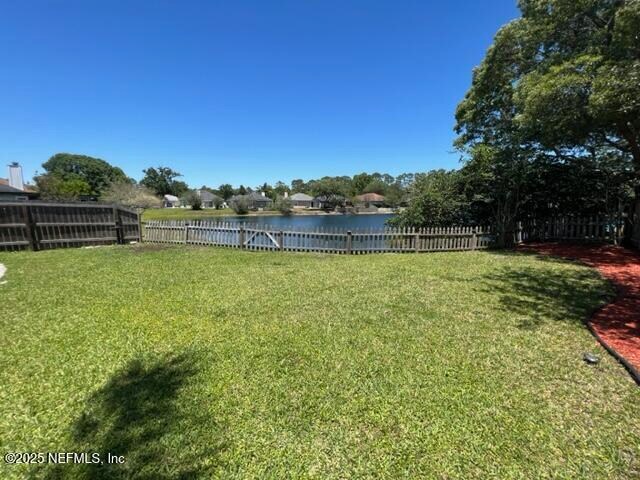 Foto del edificio - 11201 Wandering Oaks Dr