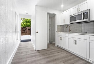 Building Photo - 1560 SW 56th Ave