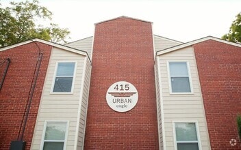Building Photo - 415 Fry St