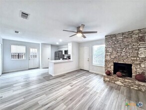 Building Photo - 608 Bracewood Cir