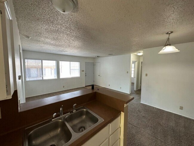 Building Photo - 2606 S Bagdad Rd