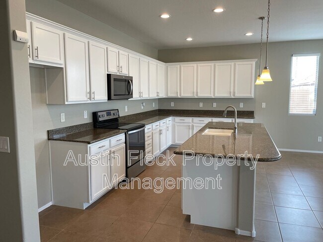 Building Photo - 22450 E Camina Buena Vista