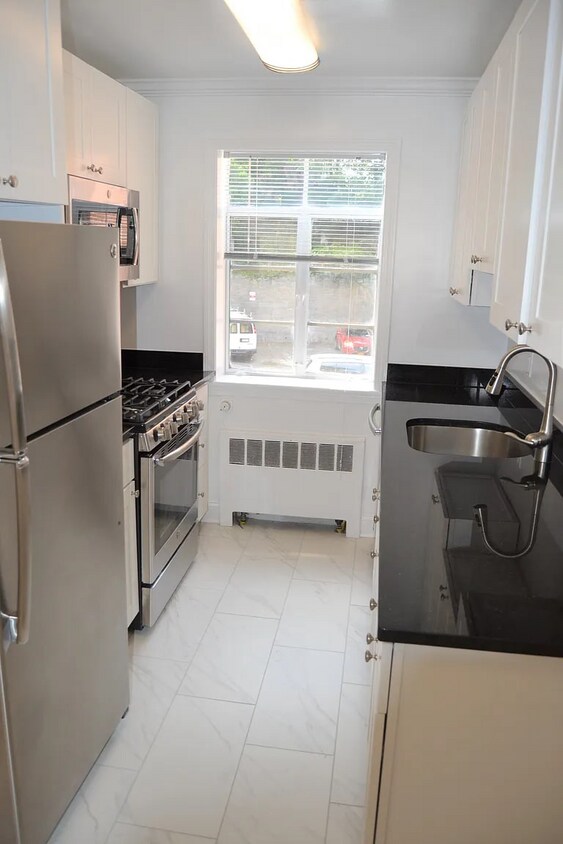 Foto principal - 50 Alton Pl