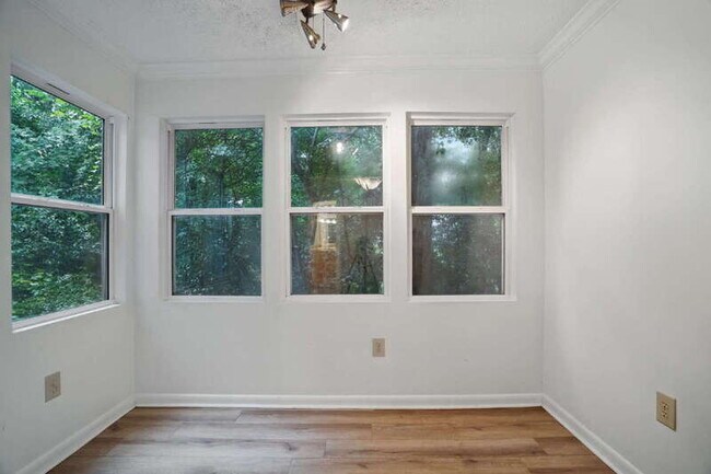 Foto del edificio - 5157 Roswell Rd