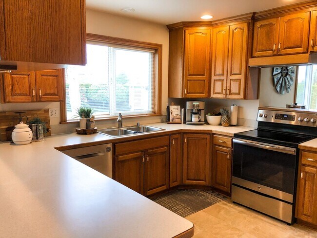 Foto del edificio - 1125 Bridgeview Dr