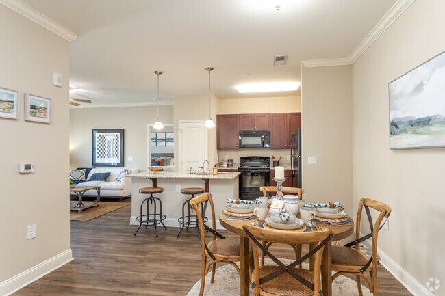 Interior Photo - South Park Village