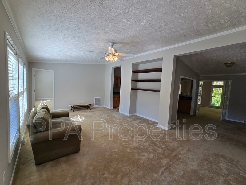 Photo - 7217 Ramblewood Dr