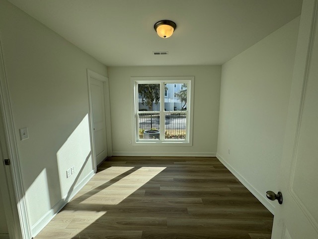 Foto del edificio - 909 Baltic Ave