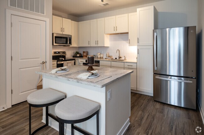 Interior Photo - Vintage Brunswick Apartments