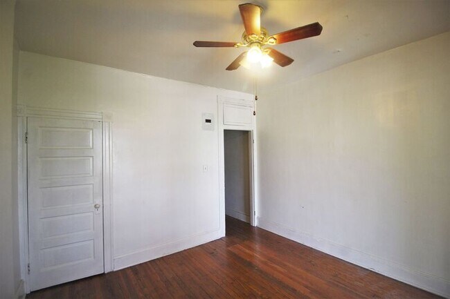 Foto del edificio - 2842 St Paul St