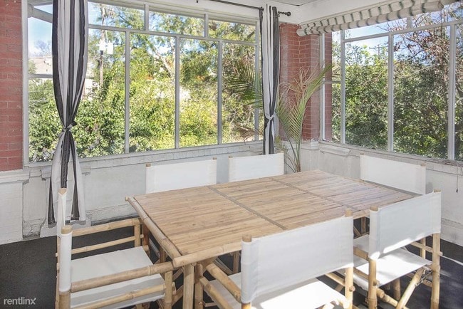 Foto del edificio - 102 E 35th St