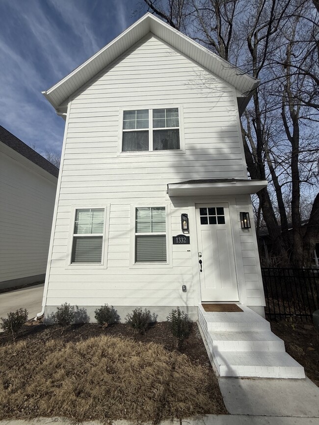 Building Photo - 1448 Dunn Ave