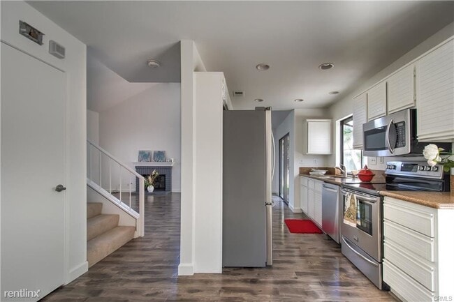 Building Photo - 3 br, 2.5 bath Condo - 40 Winterhaven # 102