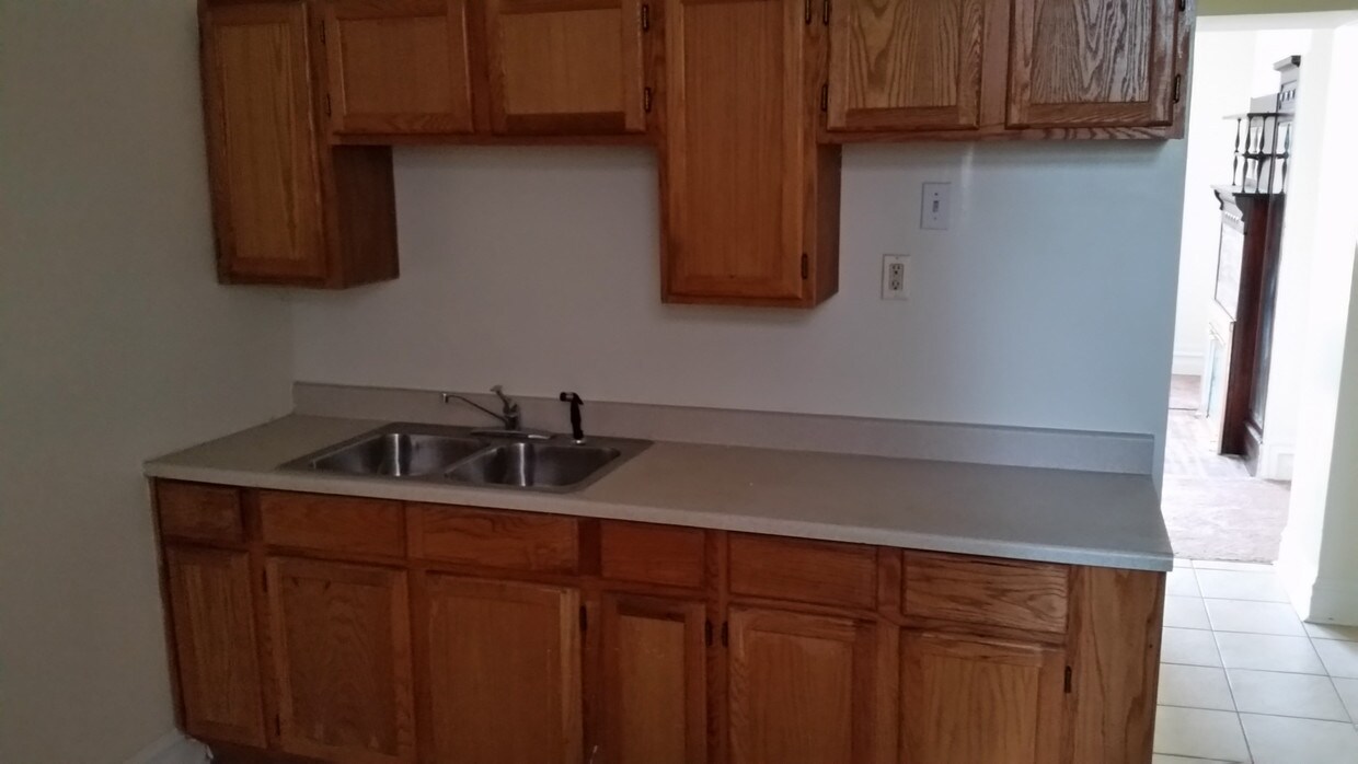 Primary Photo - 924 E 42nd Pl