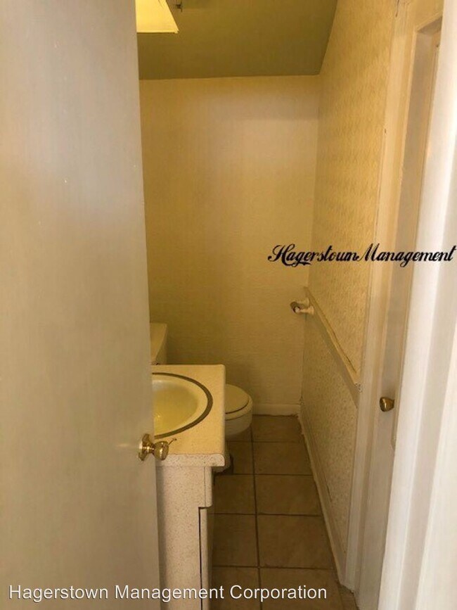 Foto del edificio - 3 br, 1.5 bath House - 13831 Faith Rd