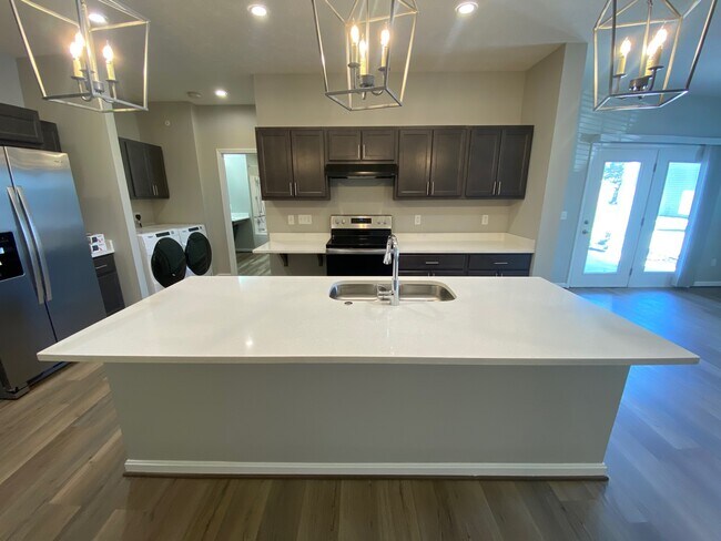 Foto del edificio - Carter Crossing Luxury Apartments
