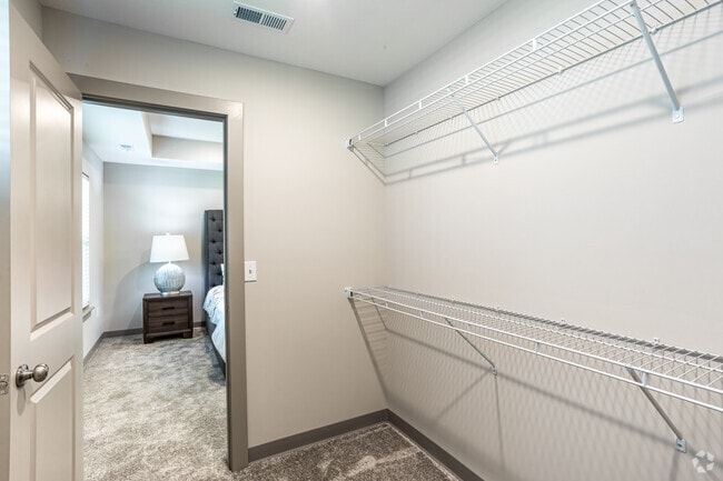 Interior Photo - Manor Homes