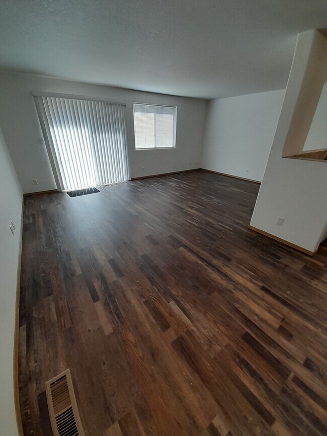 Foto del edificio - 31280 NW Hillcrest St