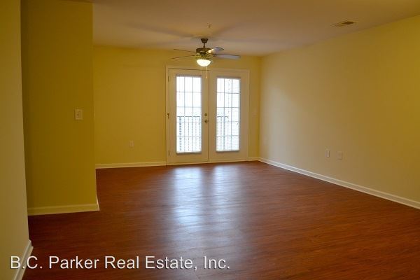 Building Photo - 2729-2731 Kirkwood Dr