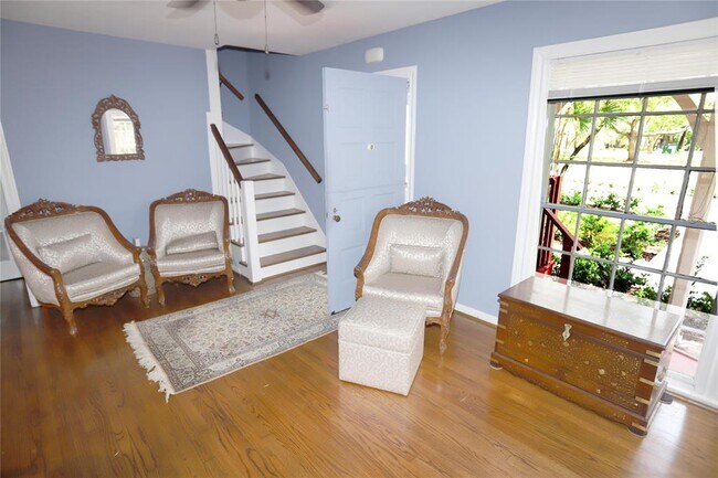 Building Photo - 4912 Bellaire Blvd