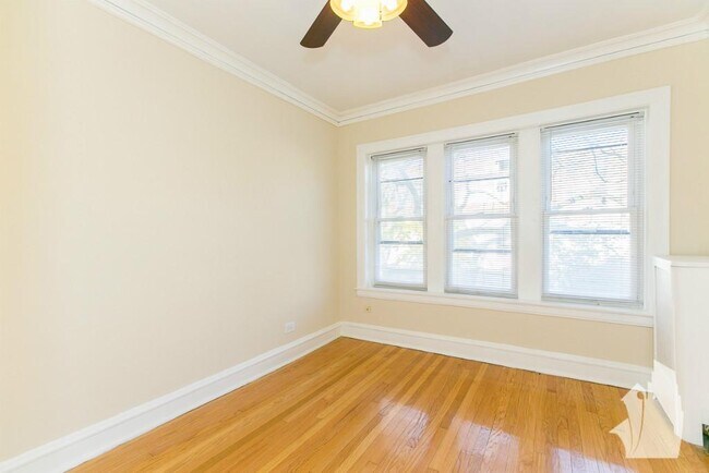 Foto del edificio - 4859 N Paulina St