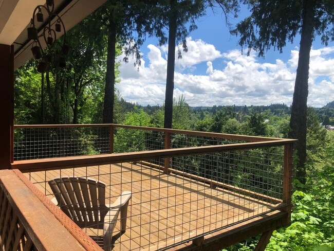 Building Photo - Stunning Views! Secluded 2 Bed, 1 Bath Gem!