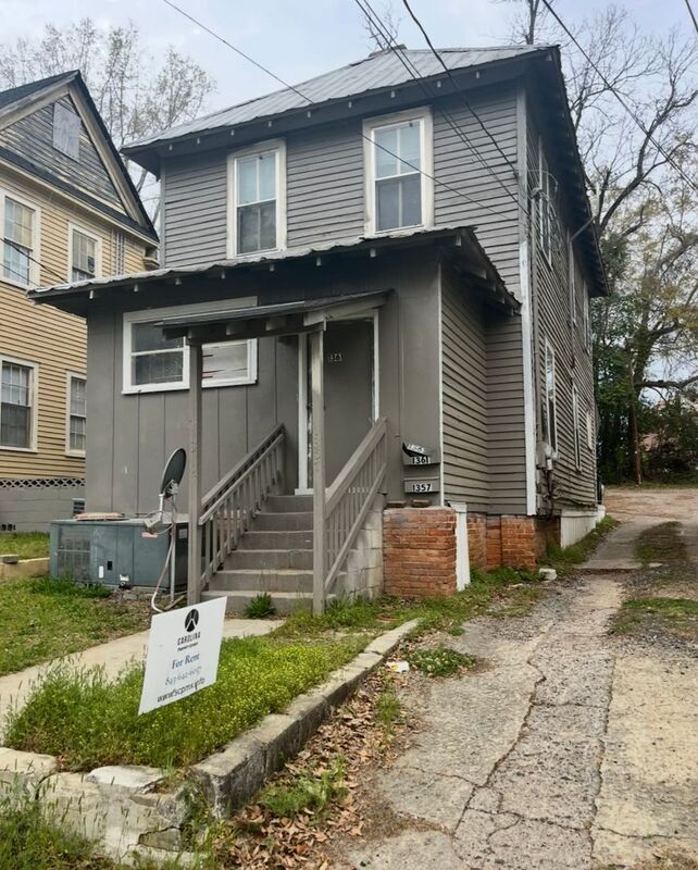 Building Photo - 1357 Glover St