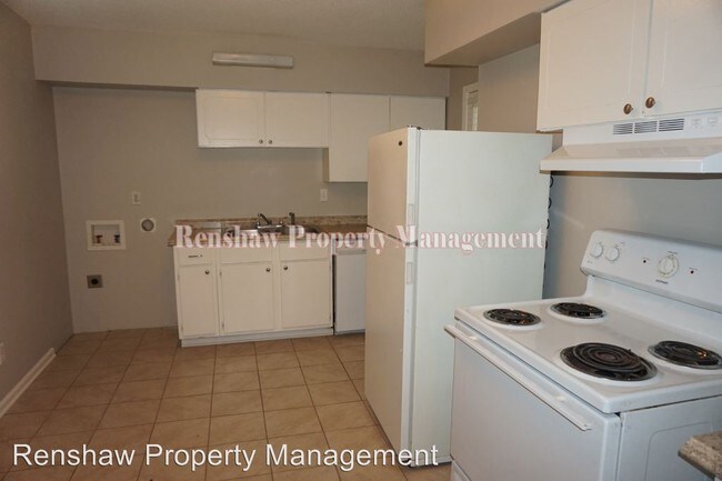 Building Photo - 3 br, 1 bath House - 4757 Hillmont Ave.