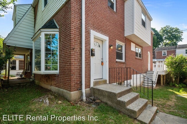 Building Photo - 3 br, 1 bath House - 605 North Jackson Street
