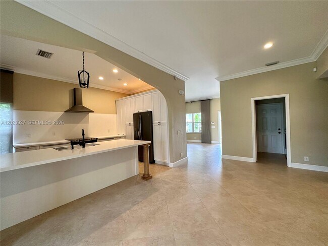 Foto del edificio - 953 Tanglewood Cir