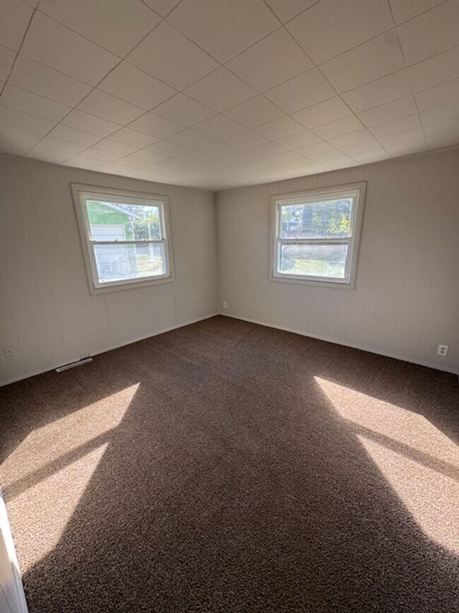 Foto del edificio - 2217 Shadybrook Dr