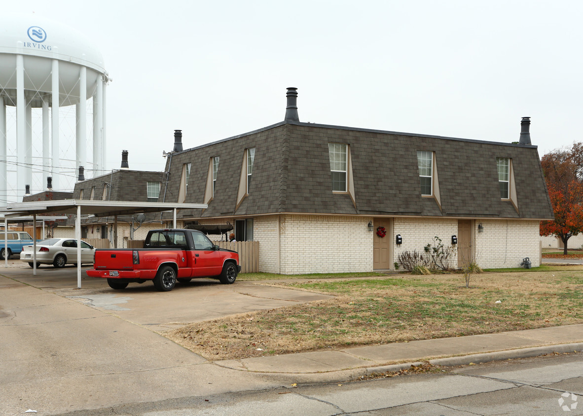 Primary Photo - Highland Park Apartments