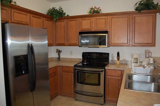 Foto del edificio - 4104 Pinehurst Cir