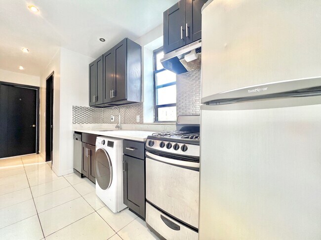 Foto del edificio - 953 Columbus Ave