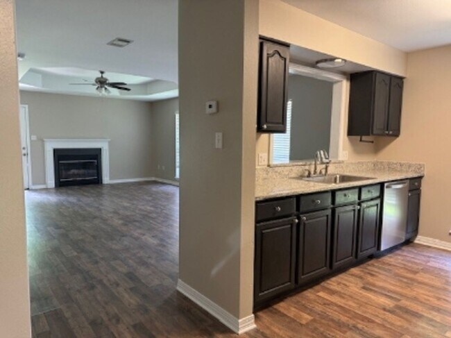 Foto del edificio - Beautiful Condo in Eden Oaks Subdivision – Ponchatoula, LA
