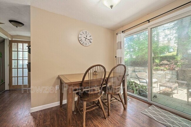 Building Photo - 57 Hyannis Rd